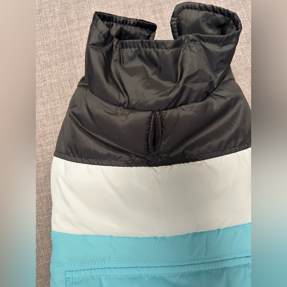 FRISCO Colorblock Dog Coat Vest Clothing #0920095 - Picture 2 of 10